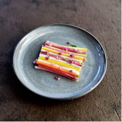 Brunnera round plate