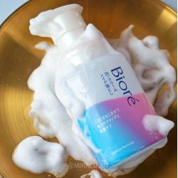 Biore Make Up Remover Foam 210ml 